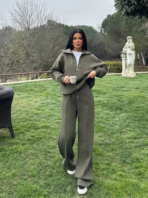 Flâneur Pullover Sweatshirt & Pants Lounge Set