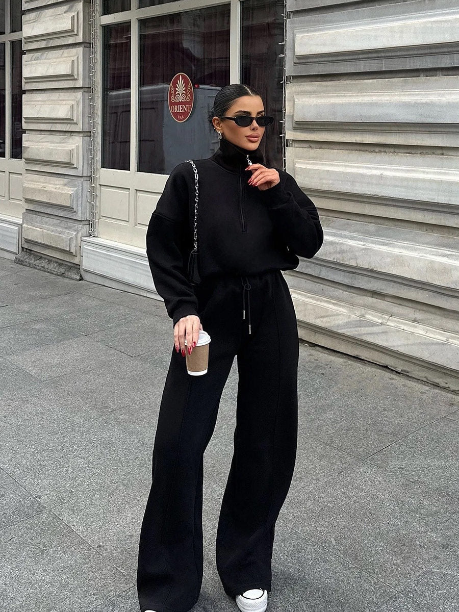 Flâneur Pullover Sweatshirt & Pants Lounge Set